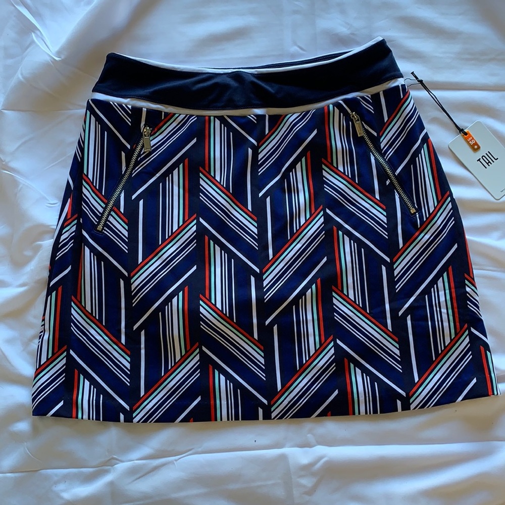 Tail Pull on Golf skort/skirt sz xs NWT